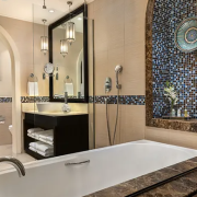 Oaks Ibn Battuta Gate Hotel